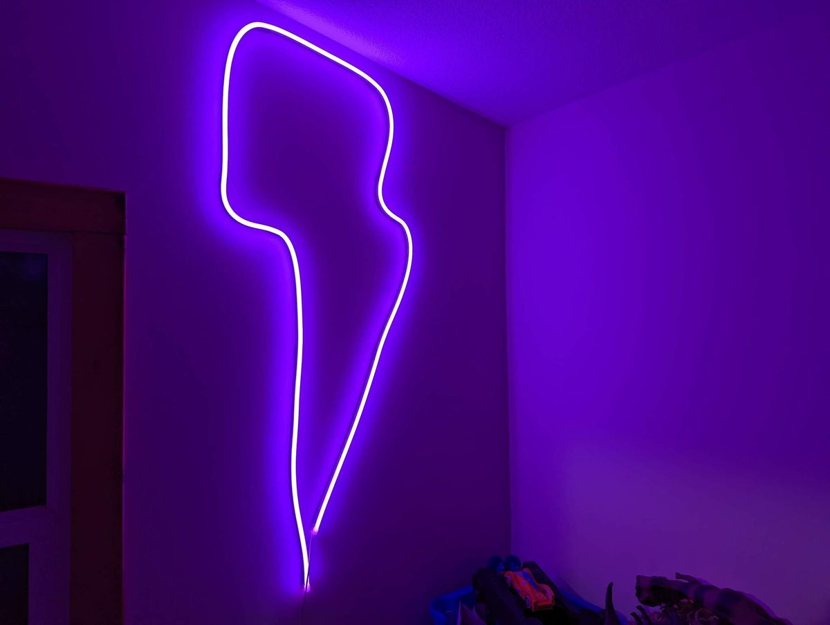 DIY Neon Lichtstreifen - Loved Lights